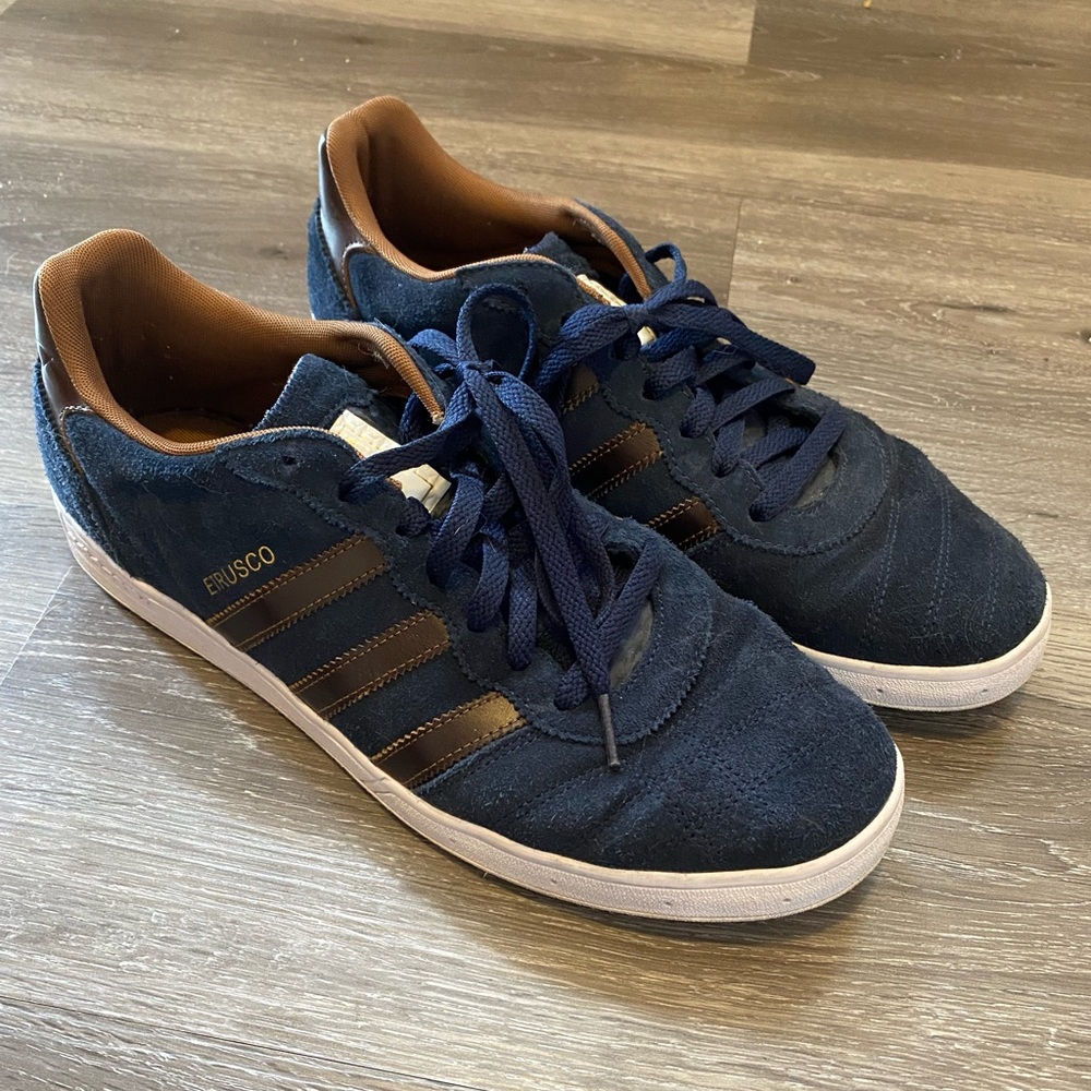 Men’s Adidas Etrusco in Size 12
